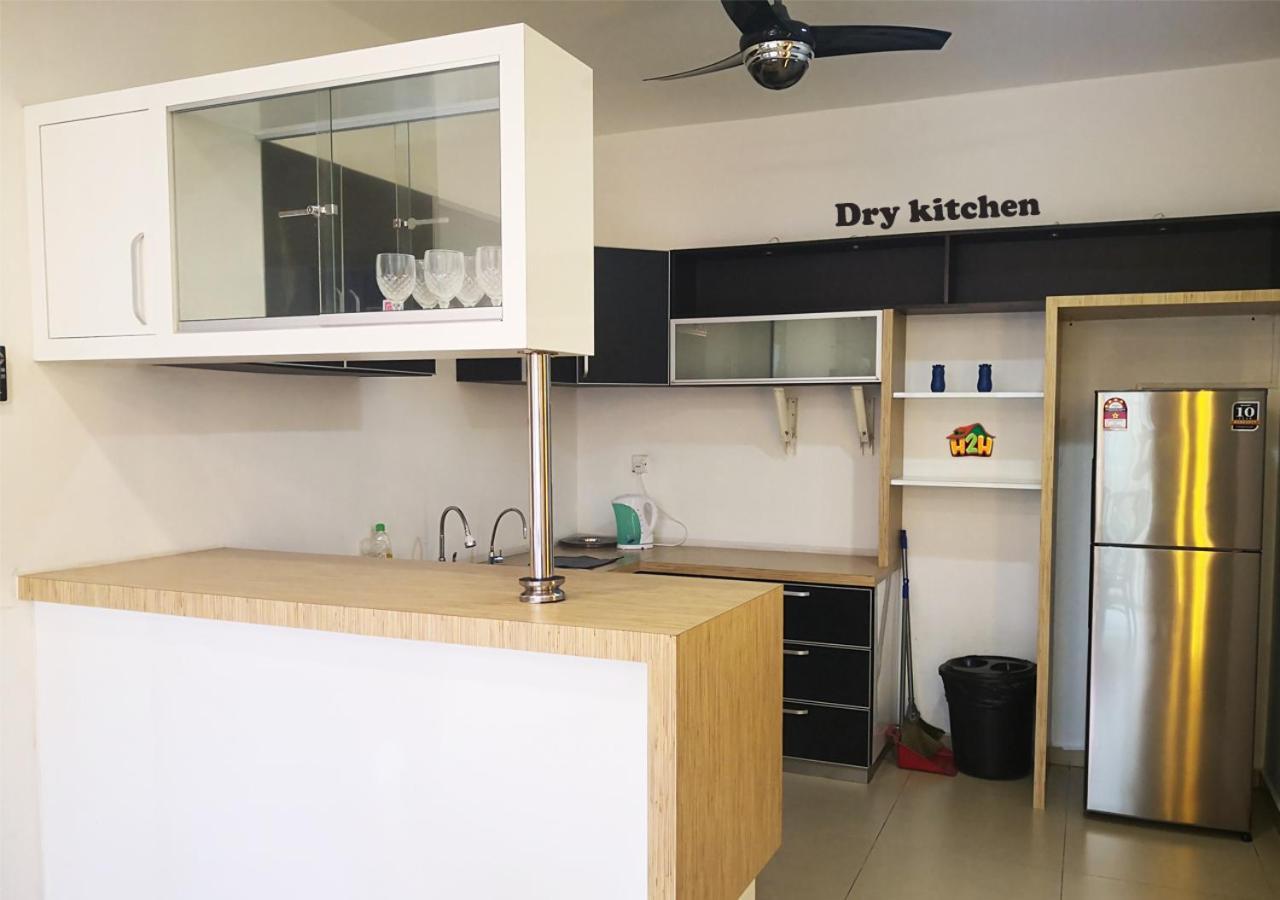 H2H - Cy Botani Vacation House Ipoh Exterior photo